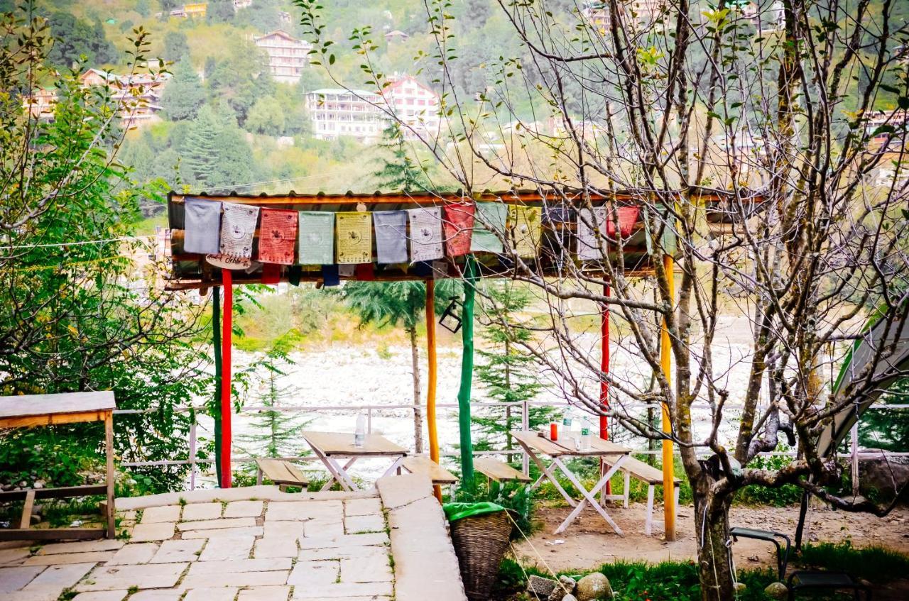 Himtrek Riverside Camps & Hostel Manali Exteriör bild