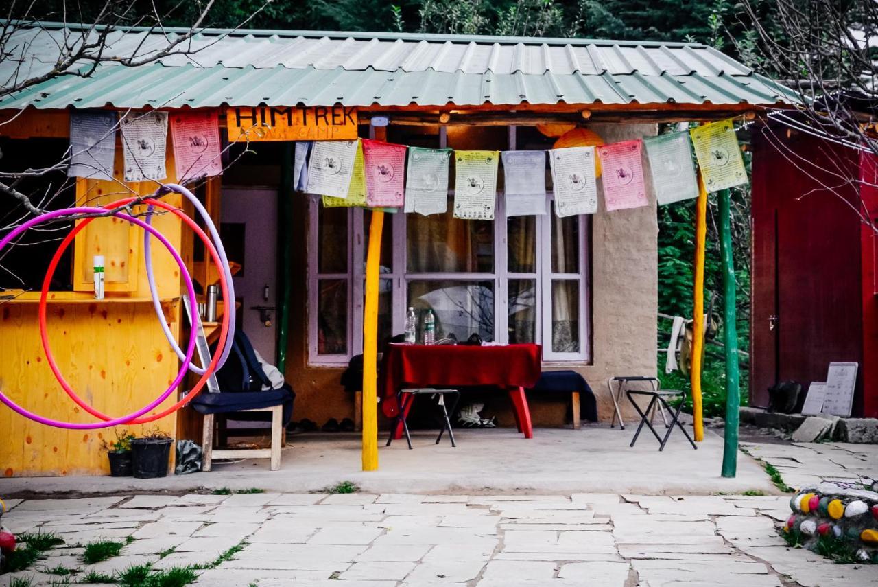 Himtrek Riverside Camps & Hostel Manali Exteriör bild