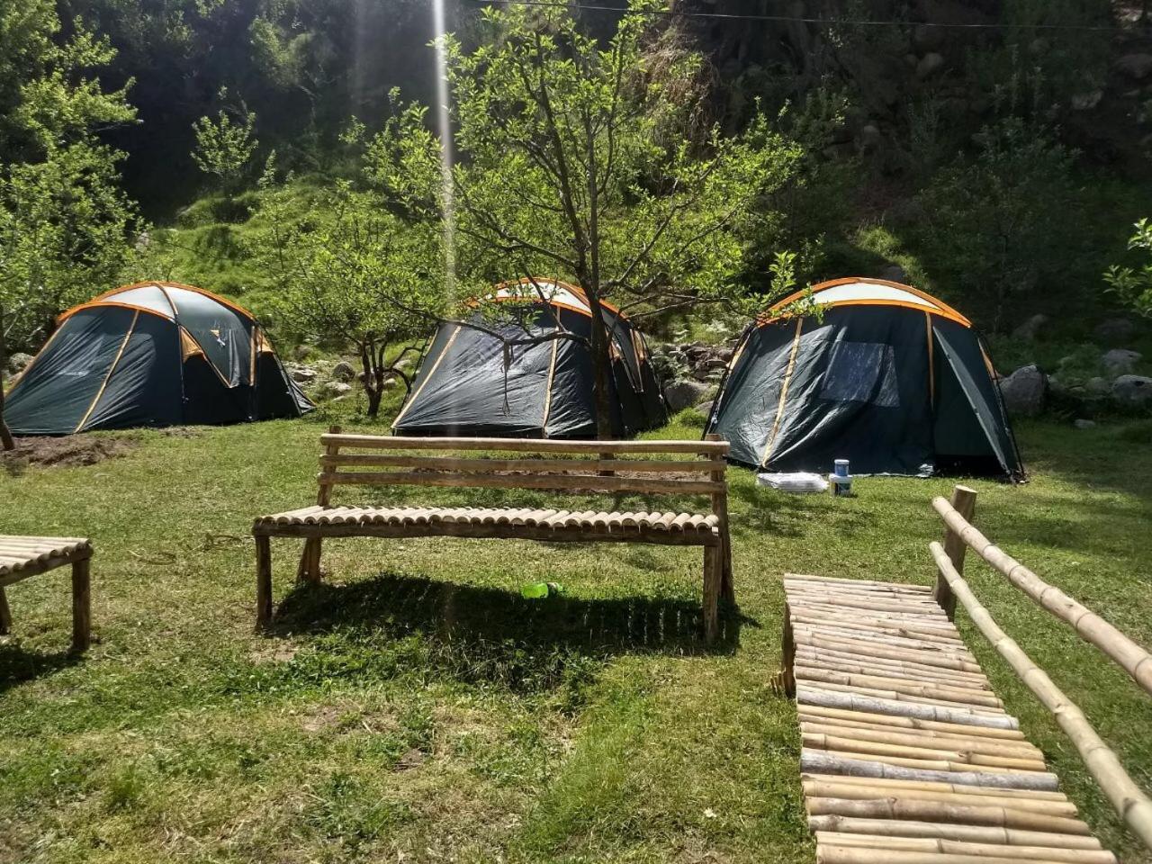 Himtrek Riverside Camps & Hostel Manali Exteriör bild